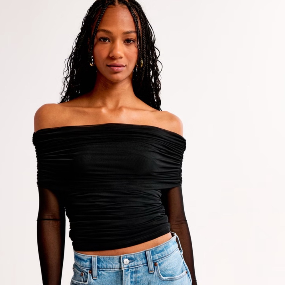 Abercrombie & Fitch Black Off-Shoulder Crop Top